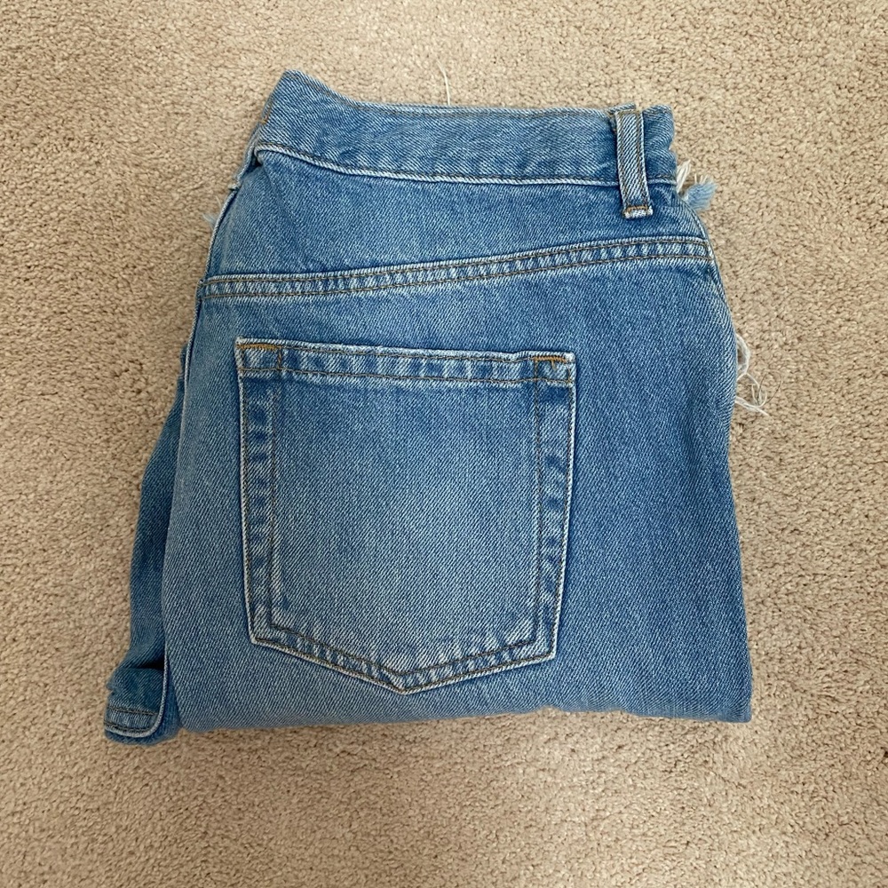Free People- Mom Jeans Size 30